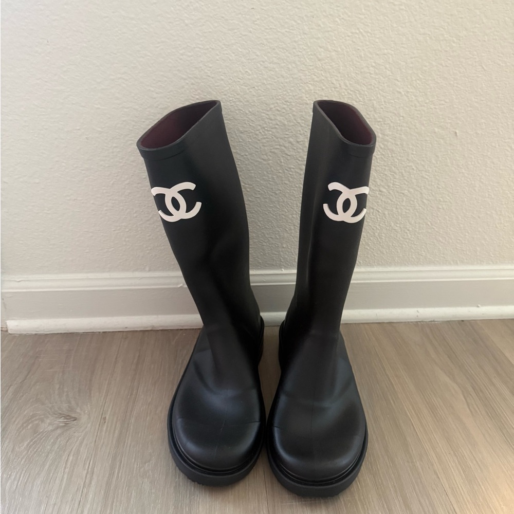 CHANEL Rubber Rain Boots - Black with White Logo and Burgundy Interior - Picture 2 of 8
